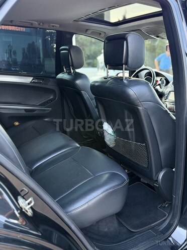 Mercedes ML 350 4MATIC-8