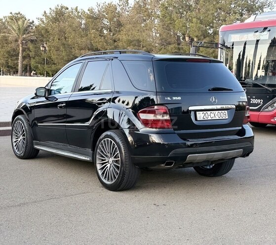 Mercedes ML 350 4MATIC-4