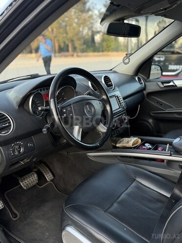 Mercedes ML 350 4MATIC-6
