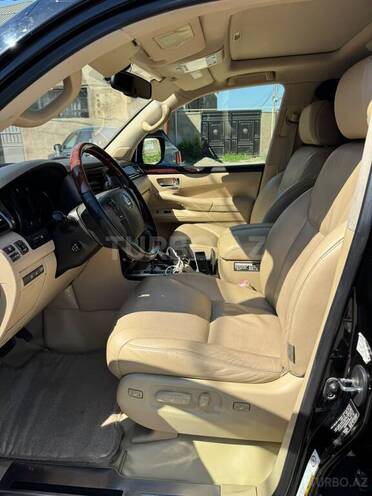 Lexus LX 570-10