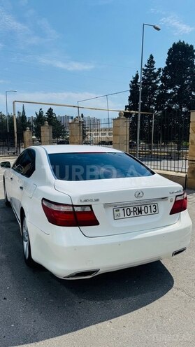 Lexus LS 460L-5