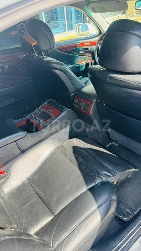 Lexus LS 460L-9