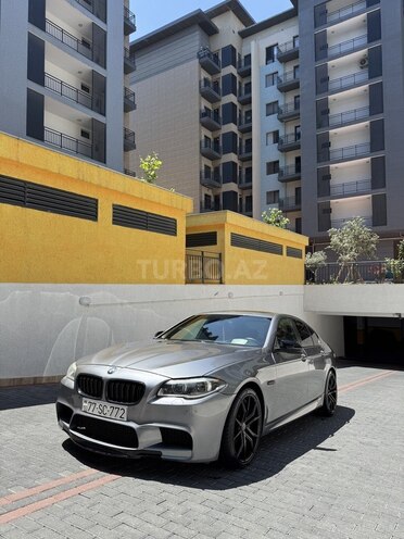 BMW 528-2