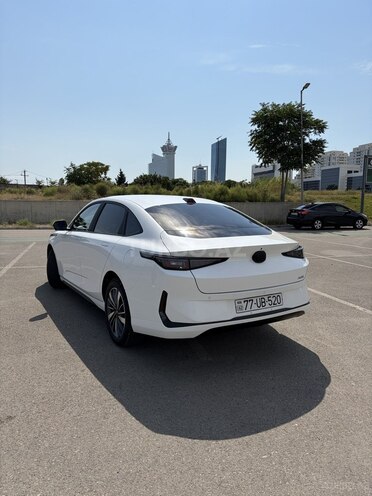 Changan Qiyuan A05-5