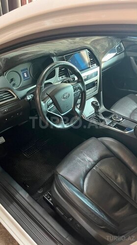 Hyundai Sonata-17