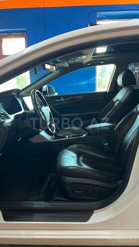 Hyundai Sonata-16