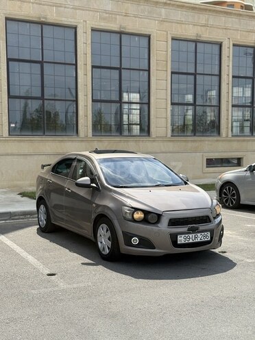Chevrolet Aveo-1
