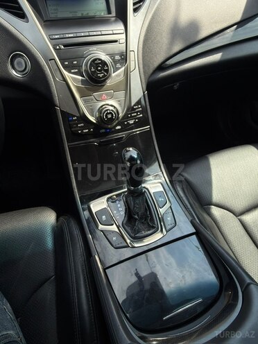 Hyundai Grandeur-13