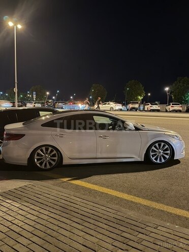 Hyundai Grandeur-6