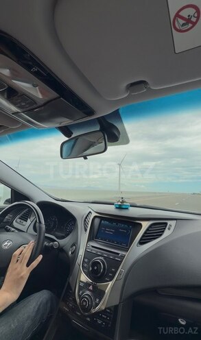 Hyundai Grandeur-4