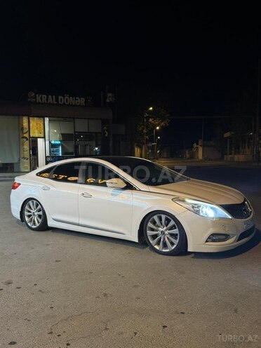 Hyundai Grandeur-13