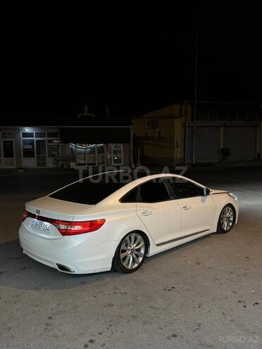 Hyundai Grandeur-12