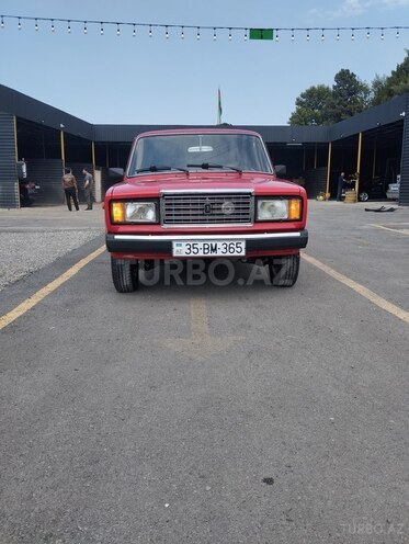 LADA (VAZ) 2107-1
