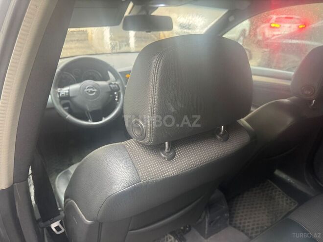Opel Astra-9