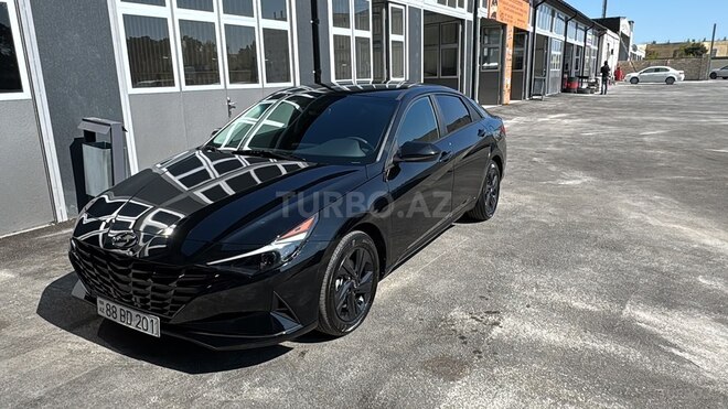 Hyundai Elantra-18