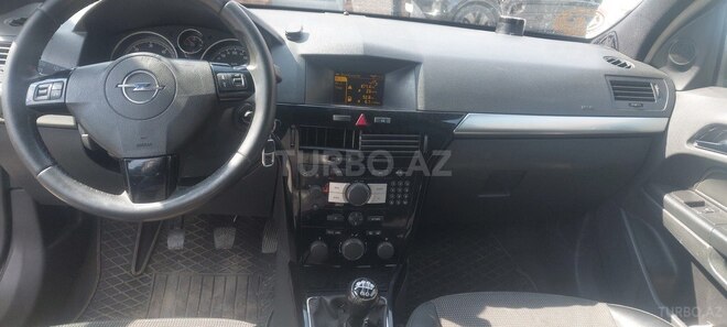 Opel Astra-13