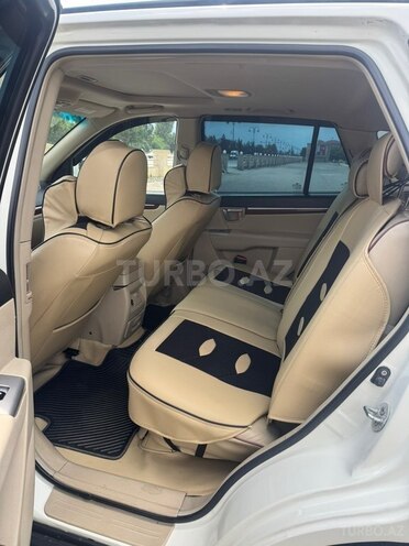 Hyundai Santa Fe-9