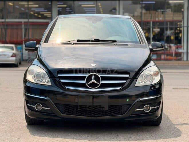 Mercedes B 170-2