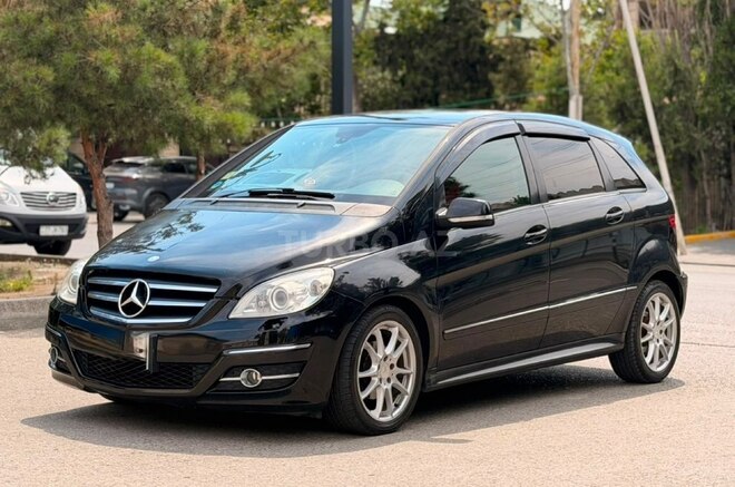 Mercedes B 170-14