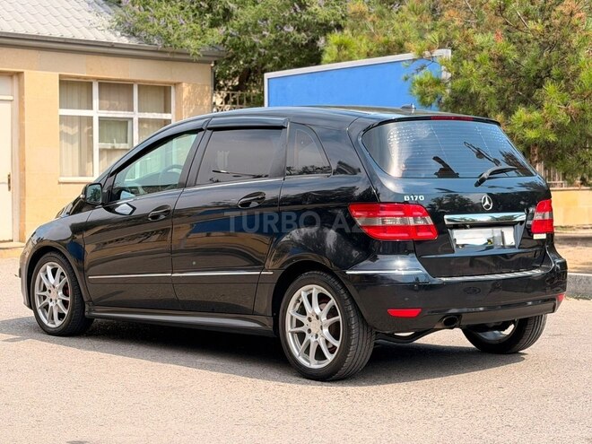 Mercedes B 170-11