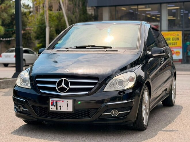 Mercedes B 170-13