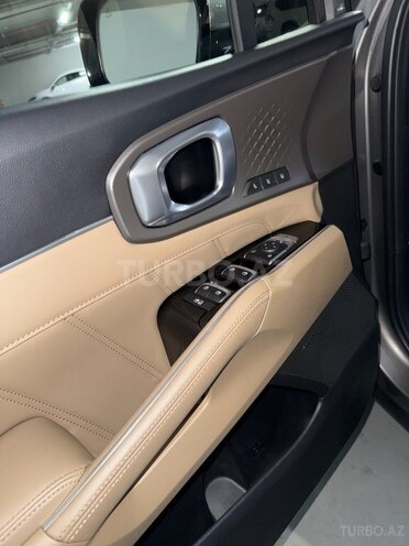 Kia Sorento-10