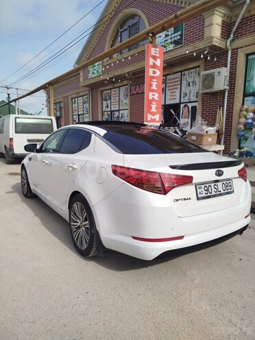 Kia Optima-2