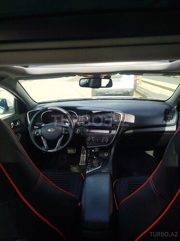 Kia Optima-13