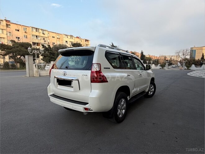 Toyota Land Cruiser Prado-16