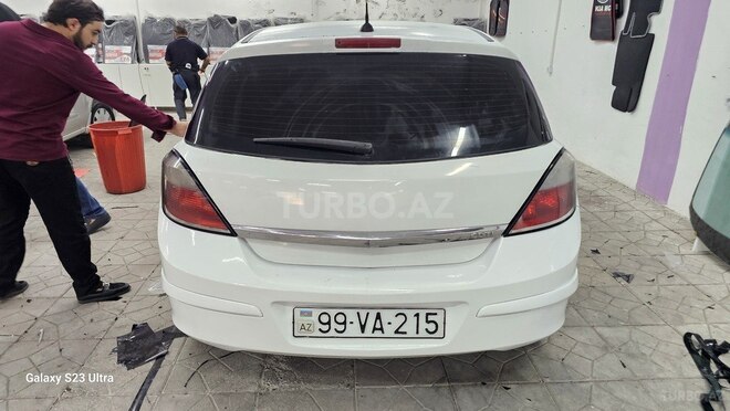 Opel Astra-2