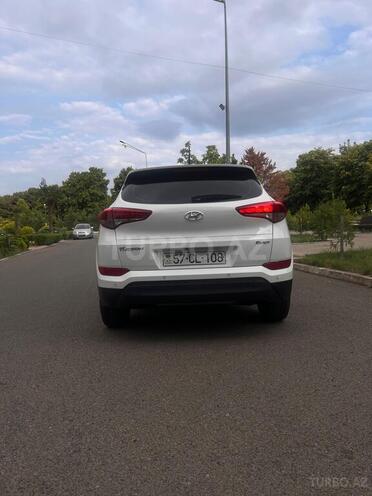 Hyundai Tucson-14