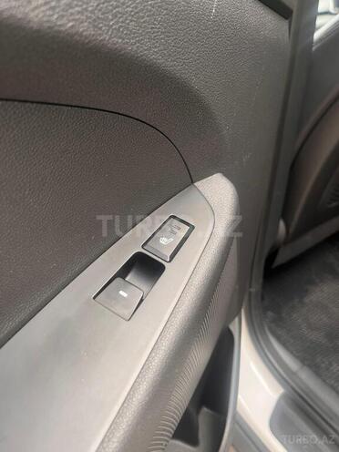 Hyundai Tucson-11
