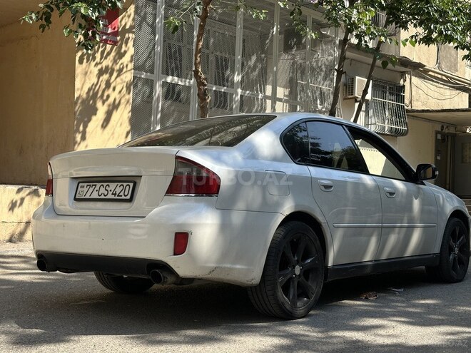 Subaru Legacy-4