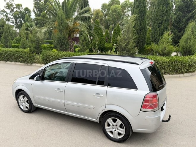 Opel Zafira-7