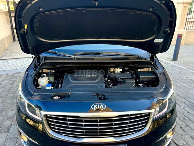 Kia Carnival-20