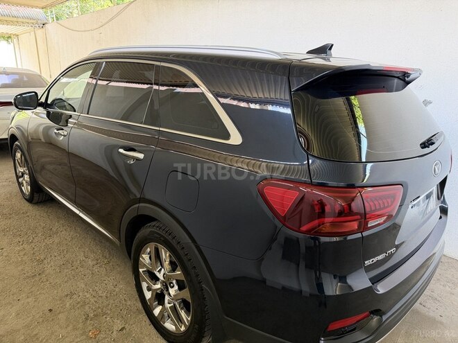Kia Sorento-3