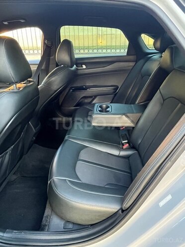 Kia K5-11