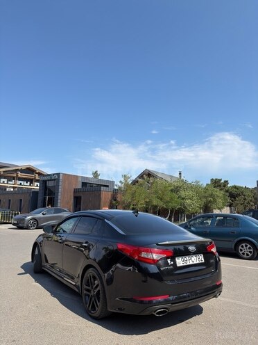 Kia Optima-3