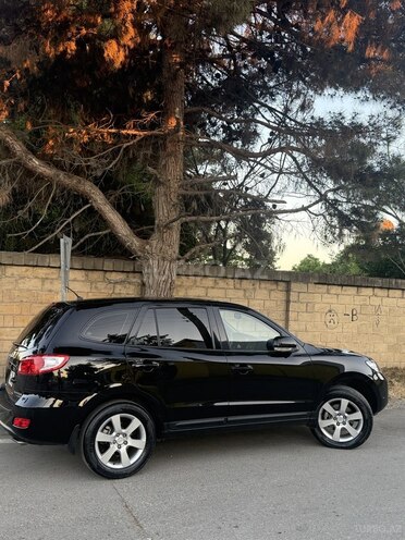 Hyundai Santa Fe-4