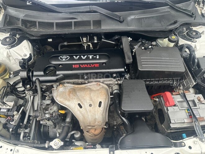 Toyota Camry-7