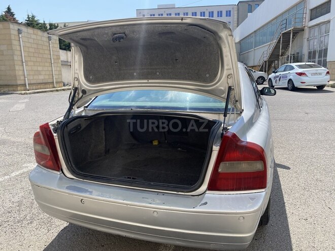 Volvo S80 2002, 289,000 km - 2.4 л - Bakı