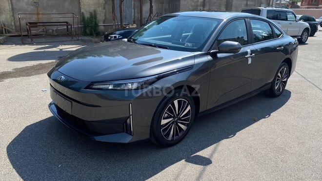 Changan Qiyuan A05-3