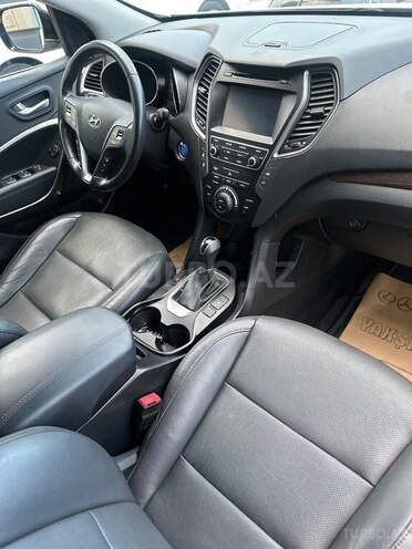 Hyundai Santa Fe-9