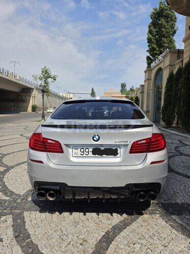 BMW 528-2