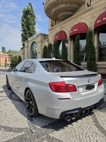 BMW 528-7