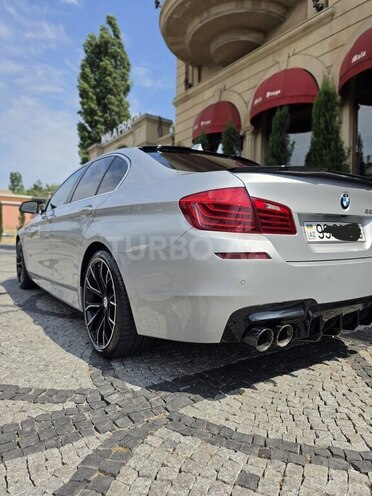 BMW 528-10