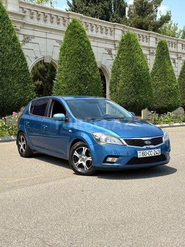 Kia Ceed-1