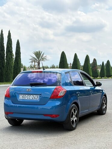 Kia Ceed-8