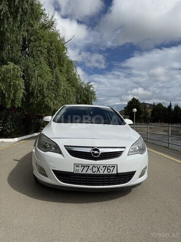 Opel Astra-1