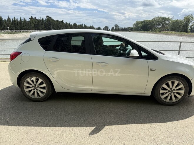 Opel Astra-3